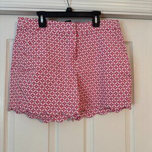 True Craft pink & white women's shorts, size 12